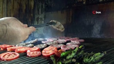 gurbetci -  Yapımında sadece et ve tuz kullanılıyor, 2019 yılında satış rekoru kırıldı  Videosu