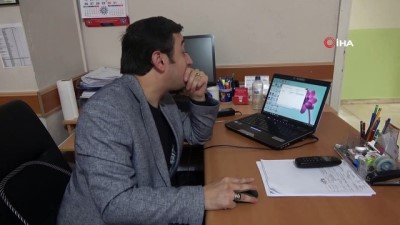  Sinema sektöründe destek bulamayan engelli genç yazar oldu 