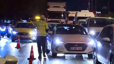 hastane -  Esenler’de trafik kazası: 4 kişi yaralandı  Videosu