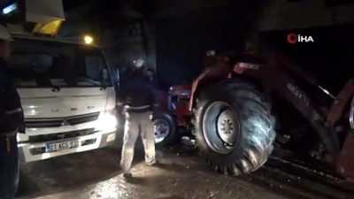  Hurda deposunda korkutan yangın 