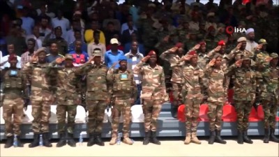  Isparta'da 'Komando' olan yabancı askerlere Somali'de 'Türk' usulü askeri tören