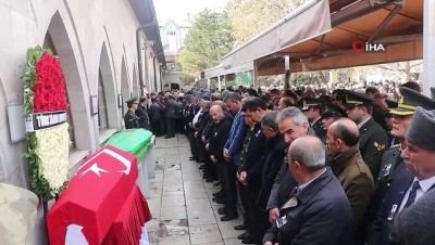  Kore Gazisi son yolculuğuna uğurlandı 