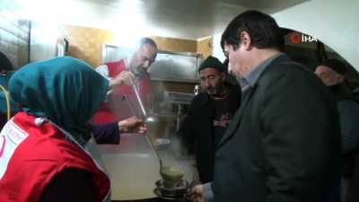  Kızılay'dan mağdurlara her sabah çorba ikramı 