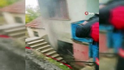  Malatya'da korkutan yangın: 3 kişi dumandan etkilendi 