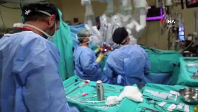 yarali askerler -  Sağlık raporu almak için gittiği hastanede robotla ameliyat oldu  Videosu