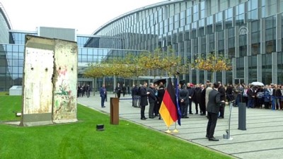 ozgurluk - Berlin Duvarı'nın yıkılışı NATO'da anıldı - BRÜKSEL  Videosu