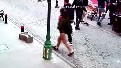 yabanci dil -  O anlar kamerada... Trafikte tartıştığı otobüs şoförünü bir gün sonra sokakta görüp darp etti  Videosu