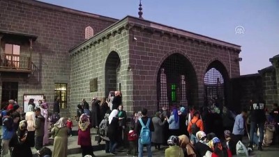 kandil - Diyarbakır anneleri dağa kaçırılan evlatları için dua etti - DİYARBAKIR Videosu