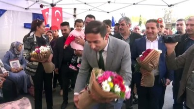 evlat acisi -  Evlat nöbetindeki aileler Mehmetçik için ördükleri atkıları gönderdi Videosu