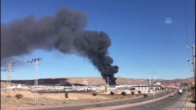 plastik fabrikasi - Sivas'ta fabrika yangını  Videosu
