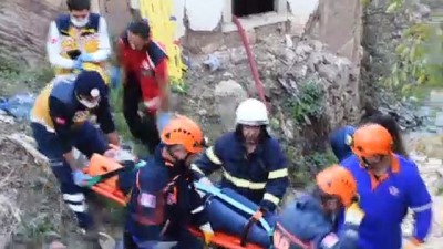 kriz merkezi - AFAD tatbikatı heyecanlı anlara sahne oldu - GÜMÜŞHANE  Videosu