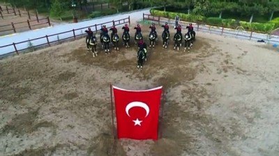 aritas - Atlı polislerden 10 Kasım'a özel anma videosu - ANKARA Videosu