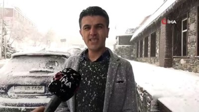 Kar yağdığını duyan tatilciler Uludağ'a akın etti 