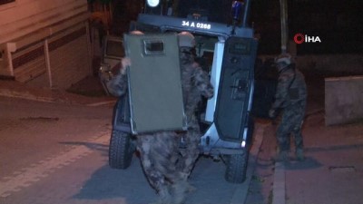 ozel harekat polisleri -  İstanbul’da silahlı suç örgütüne operasyon  Videosu