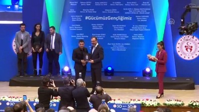 genc arkadaslar - Bakan Kasapoğlu'ndan '30 Altı 30' programında yer alanlara ödül (2) - ANKARA Videosu