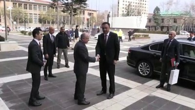 Büyükelçisi Ömüraliyev'den Vali Çakacak'a ziyaret - ESKİŞEHİR 