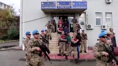 Diyarbakır'da jandarmadan teröre darbe: 17 gözaltı 