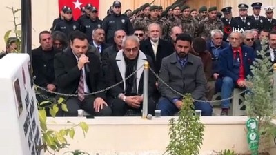koruma polisi -  Emniyet Genel Müdürü, şehit Verdi'nin kabrini ziyaret etti  Videosu