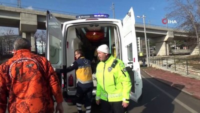 direksiyon -  ATV aracı devrildi: 1 yaralı  Videosu