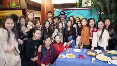 yabanci ogrenciler -  PAÜ’de yabancı uyruklu öğrenciler yemeklerini tanıtıp ‘zeybek’ oynadı  Videosu