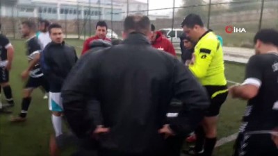 efes - Dili ters dönen kaleciye hakem müdahale etti Videosu