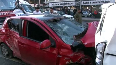 alisveris -  Ümraniye’de feci kaza: 1’i bebek 5 yaralı Videosu
