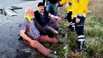 tahkikat -  Çanakkale'de servis minibüsü vince arkadan çarptı: 18 yaralı  Videosu