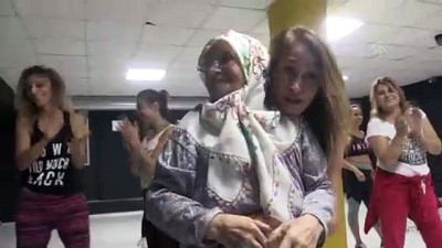 bulduk - 82 yaşındaki kadın geliniyle dans kursuna gidiyor - AYDIN  Videosu