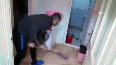 isaf -  Yeni evli çiftin evi lağım suları altında kaldı  Videosu