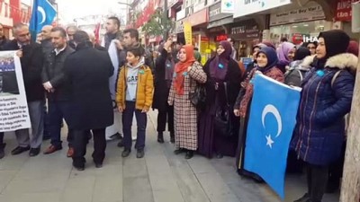  Doğu Türkistanlı Mahmut Erkin: '3 yıldır ailemle iletişime geçemedim'