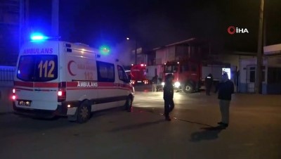  Kağıt fabrikasında korkutan yangın... 10 kişi ölümden döndü 