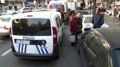 kalp krizi -  Yaşlı adam evinin önündeki aracın içinde ölü bulundu  Videosu