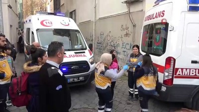 karin agrisi -  Yedikleri kekten etkilenen 11 öğrenci taburcu edildi  Videosu