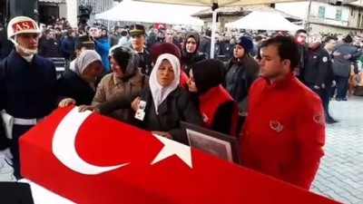 cenaze araci -  Şehit Uzman Onbaşı Ahmet Tunç son yolculuğuna uğurlandı Videosu