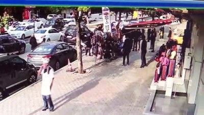 linc girisimi - Adana'da kadına şiddete linç girişimi kamerada Videosu