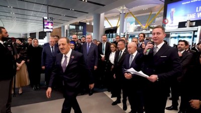 kucuk kiz -  Cumhurbaşkanı Erdoğan 50 milyoncu yolcuya plaket verdi Videosu