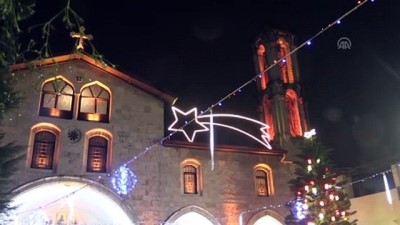 rahip - Antakya'daki Ortodoks kilisesinde Noel ayini yapıldı - HATAY Videosu