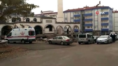 cami insaati -  Elazığ'da cami inşaatında ceset bulundu  Videosu
