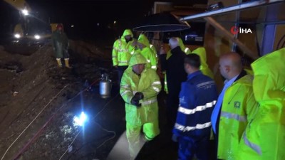 elektromanyetik -  İzmir'de su arızası giderildi, ana hatta su verilmeye başlandı Videosu