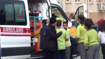 karin agrisi -  Öğrenciler yedikleri yemekten zehirlendi  Videosu
