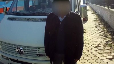 ogrenci servisi - 17 kişilik öğrenci servisinde 34 kişiyi taşıyan sürücüye ceza kesildi - ADANA  Videosu