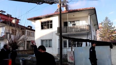 yasli kadin - Evinde yangın çıkan yaşlı kadın öldü - BURDUR Videosu