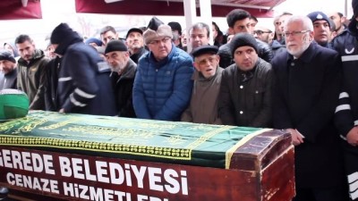 emekli imam - Gerede'de vefat eden 103 yaşındaki emekli imam, görev yaptığı türbeye defnedildi - BOLU Videosu