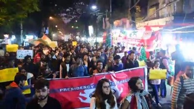 kapsam disi - Hindistan'da protestolar sürüyor (2) - KALKÜTA  Videosu