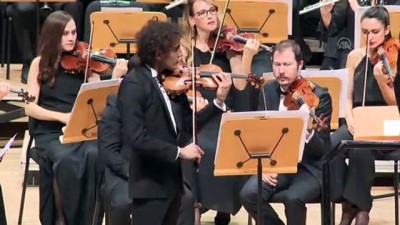 senfoni - CRR Senfoni Orkestrası'ndan 'Kader Kapıyı Çalmıyor' konseri - İSTANBUL  Videosu