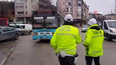 yolcu otobusu -  Yaşanan feci kaza sonrası halk otobüslerinin kapıları tek tek incelendi  Videosu