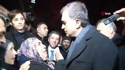 AK Parti Sözcüsü Ömer Çelik, sağanakta evleri zarar gören vatandaşları ziyaret etti