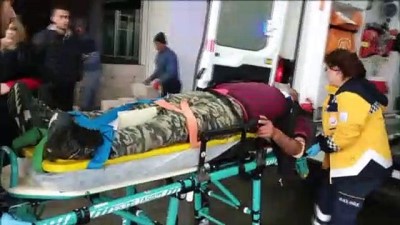 Karaman'da yolcu otobüsü devrildi: 22 yaralı (2)