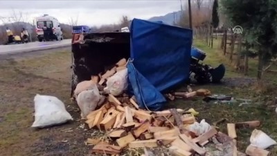 mikser kamyonu - Beton mikseriyle çarpışan tarım aracının sürücüsü yaralandı, eşi öldü - SAMSUN  Videosu