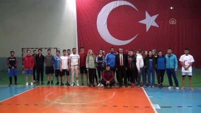 polis adayi - Bitlisli gençler spor mülakatlarına, HEM kurslarında hazırlanıyor Videosu